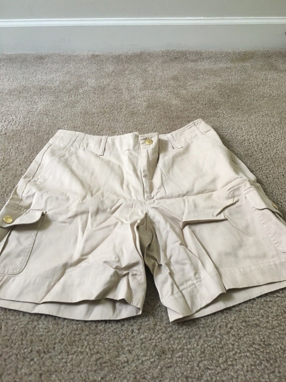 Chaps Women's 8 Khaki Beige Shorts Pockets Casual